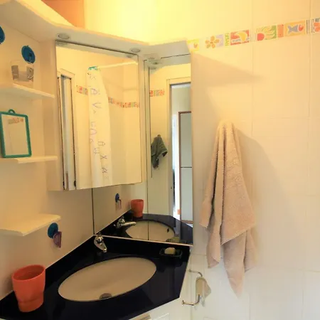 Maison Colorée Centre - Plage à 300 Mètres