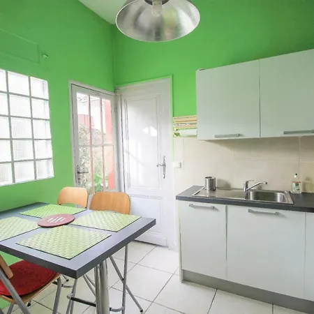 Maison Colorée Centre - Plage à 300 Mètres *
